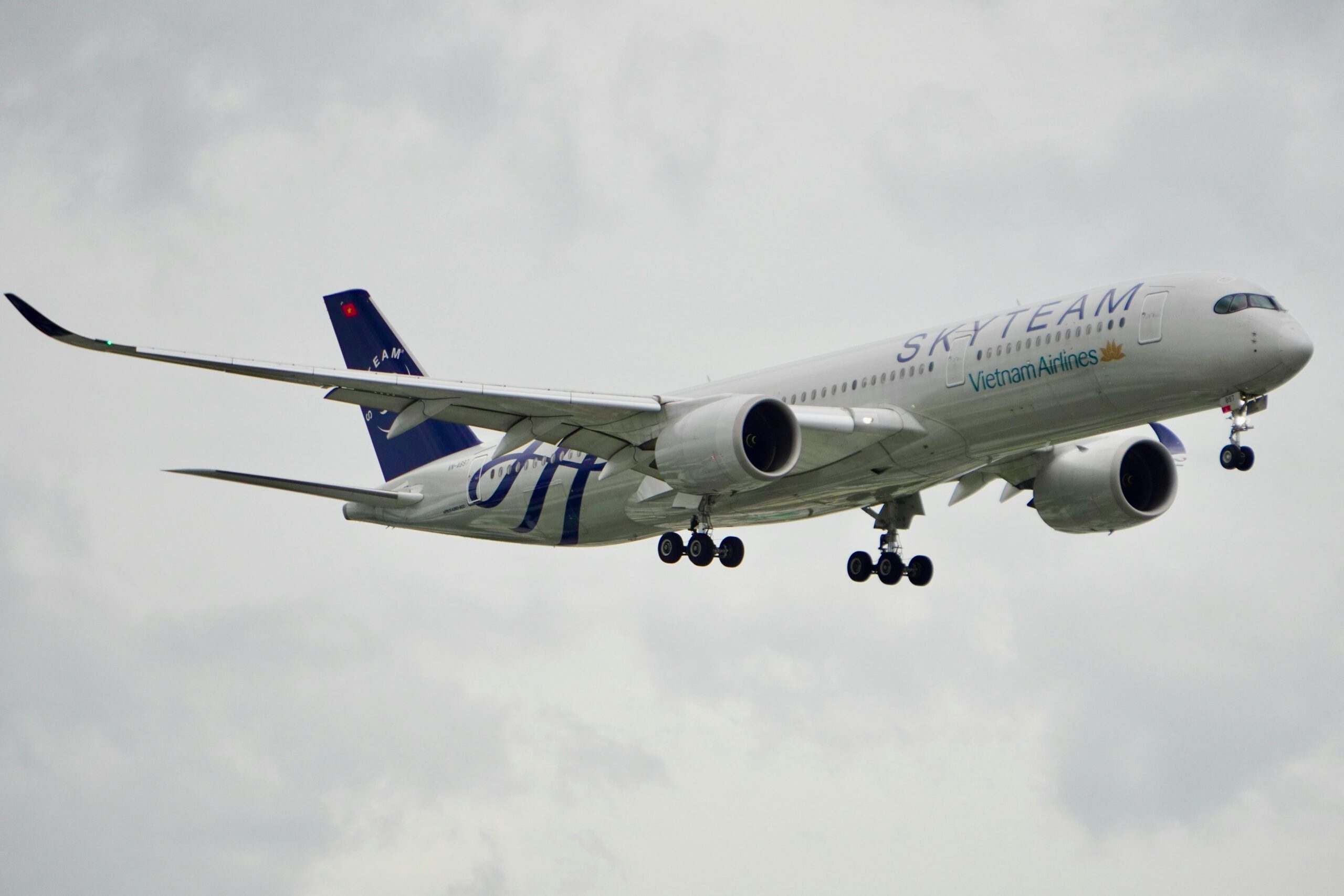 Cheap Airfare Tips Airlines Don&rsquo;t Want You to Know