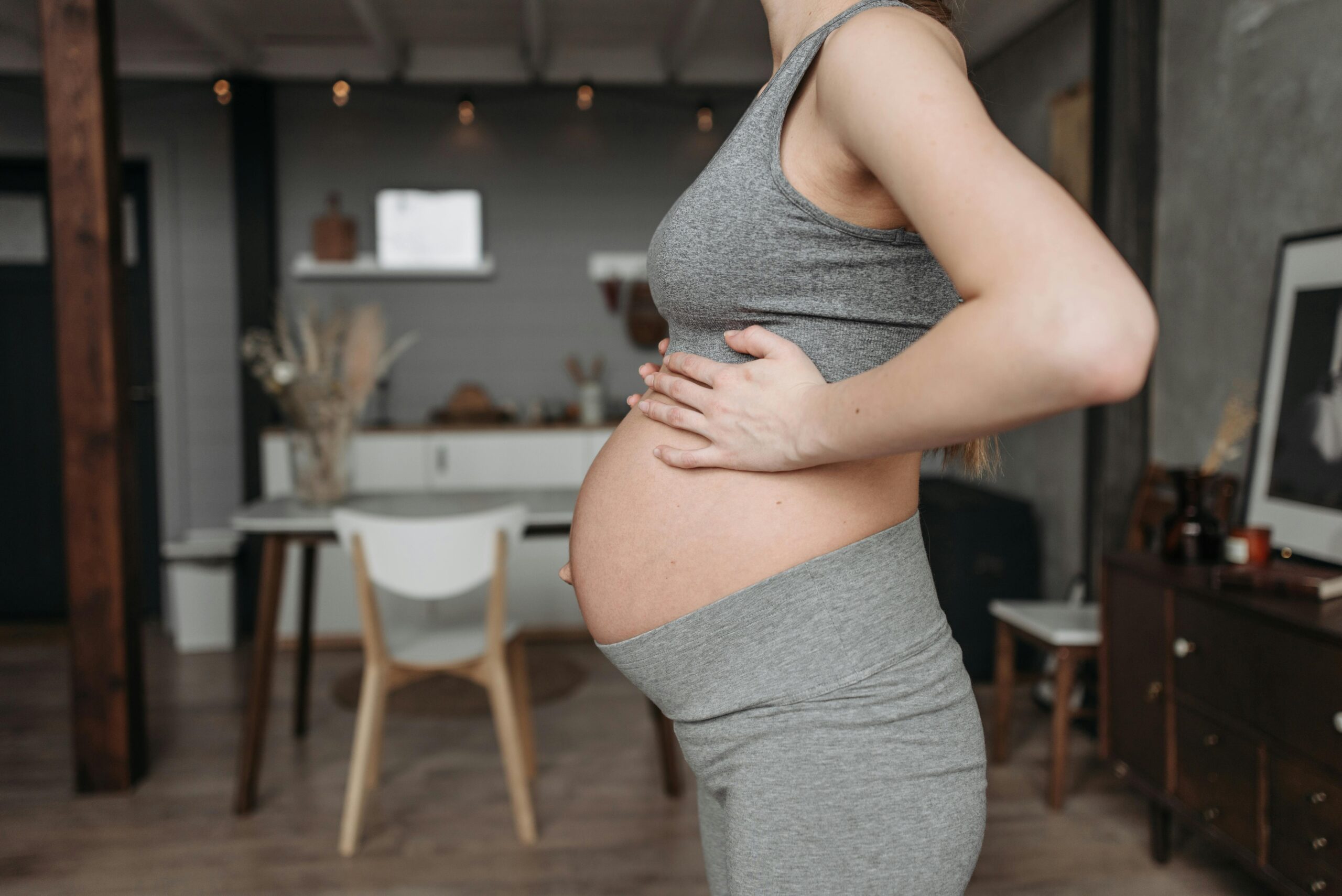 15 Ways to Make Extra Money While Pregnant Without Overworking Yourself